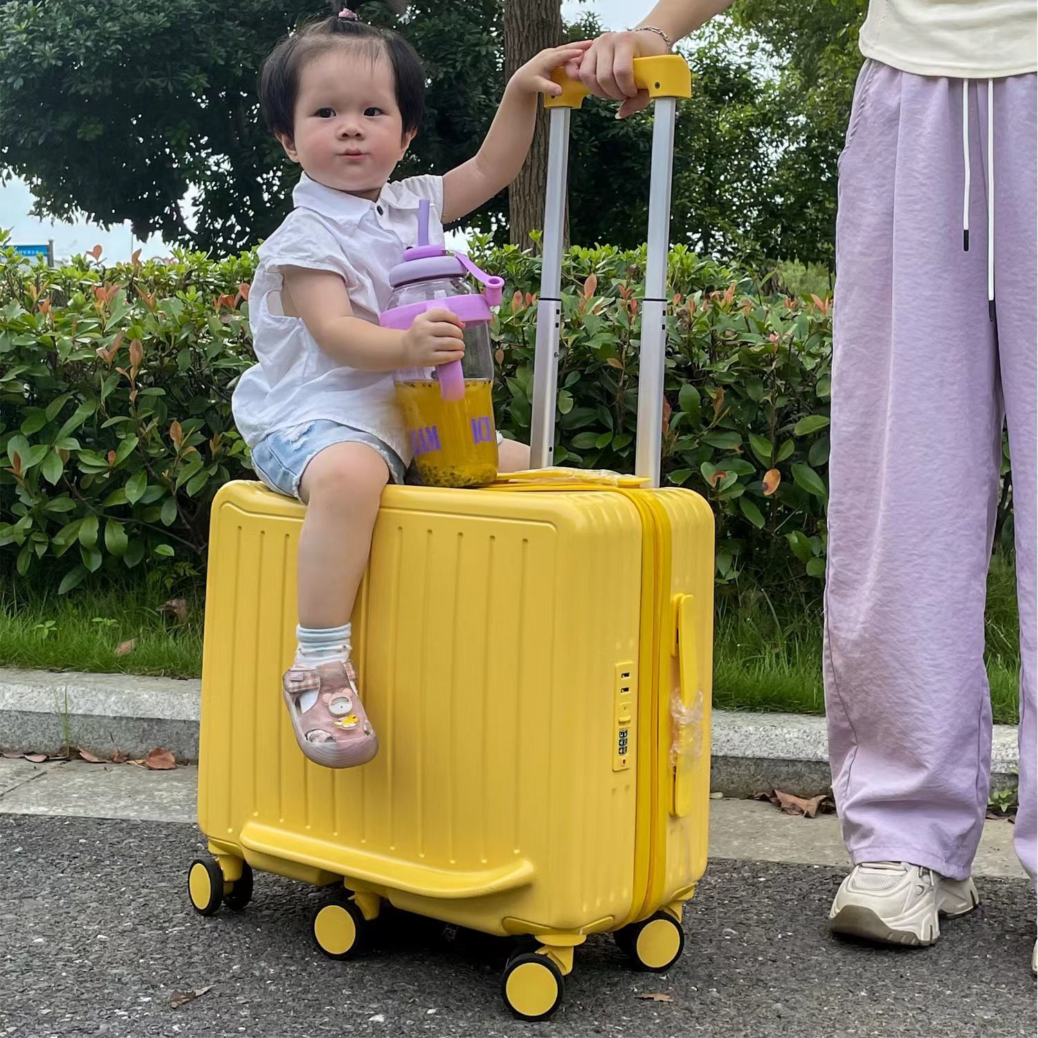 Baby Nursery Trolley - Children's Luggage Small Baby Walking Gadget